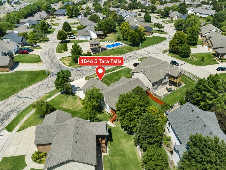Property Photo: 1846 S Tara Falls St KS 67207