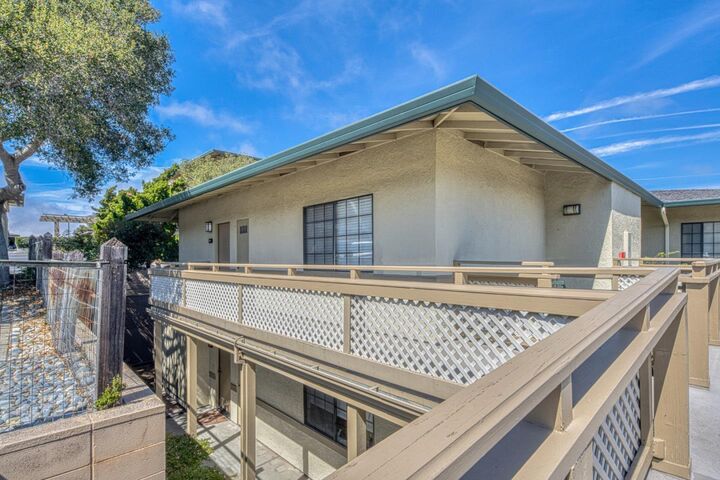 Property Photo:  811 Pheasant Ridge Road  CA 93940 