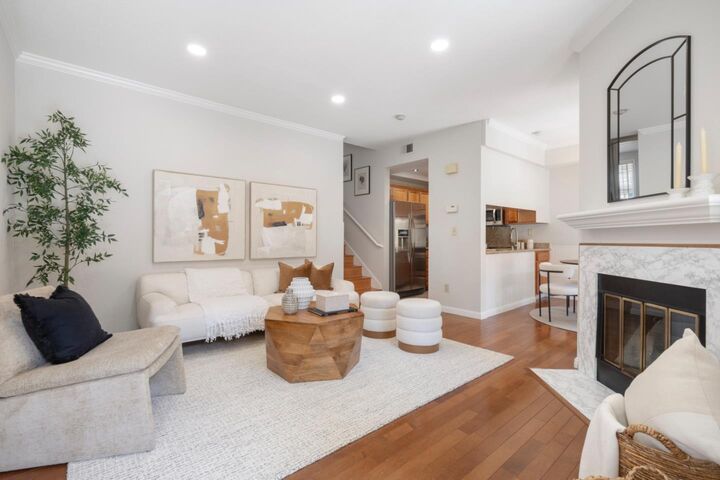 Property Photo: 977 Warburton Avenue 203 CA 95050