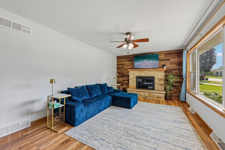 Property Photo: 715 Collins Road WI 53549