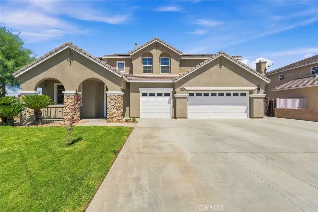 Property Photo:  26620 Quartz Road  CA 92555 