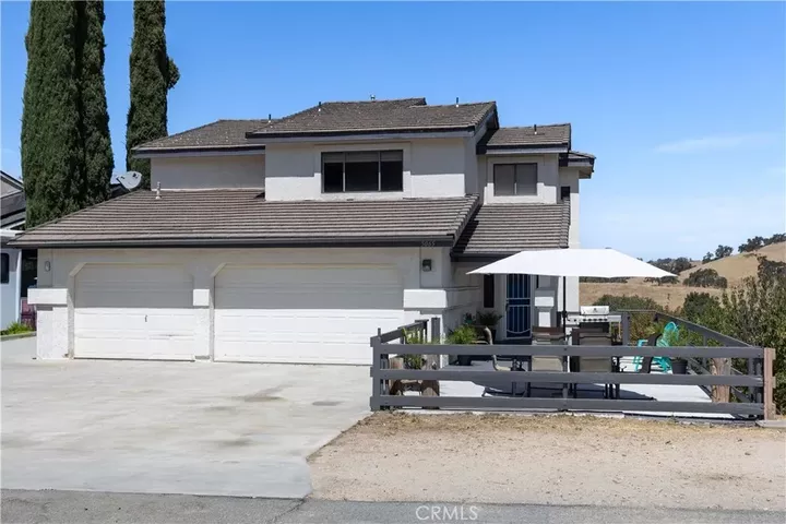 Property Photo:  5065 Meadow Lark  CA 93446 