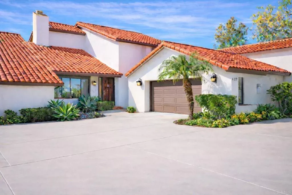 Property Photo:  629 Camino Ynez  CA 92075 