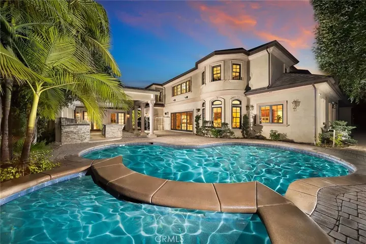 Property Photo:  325 W Las Flores Avenue  CA 91007 