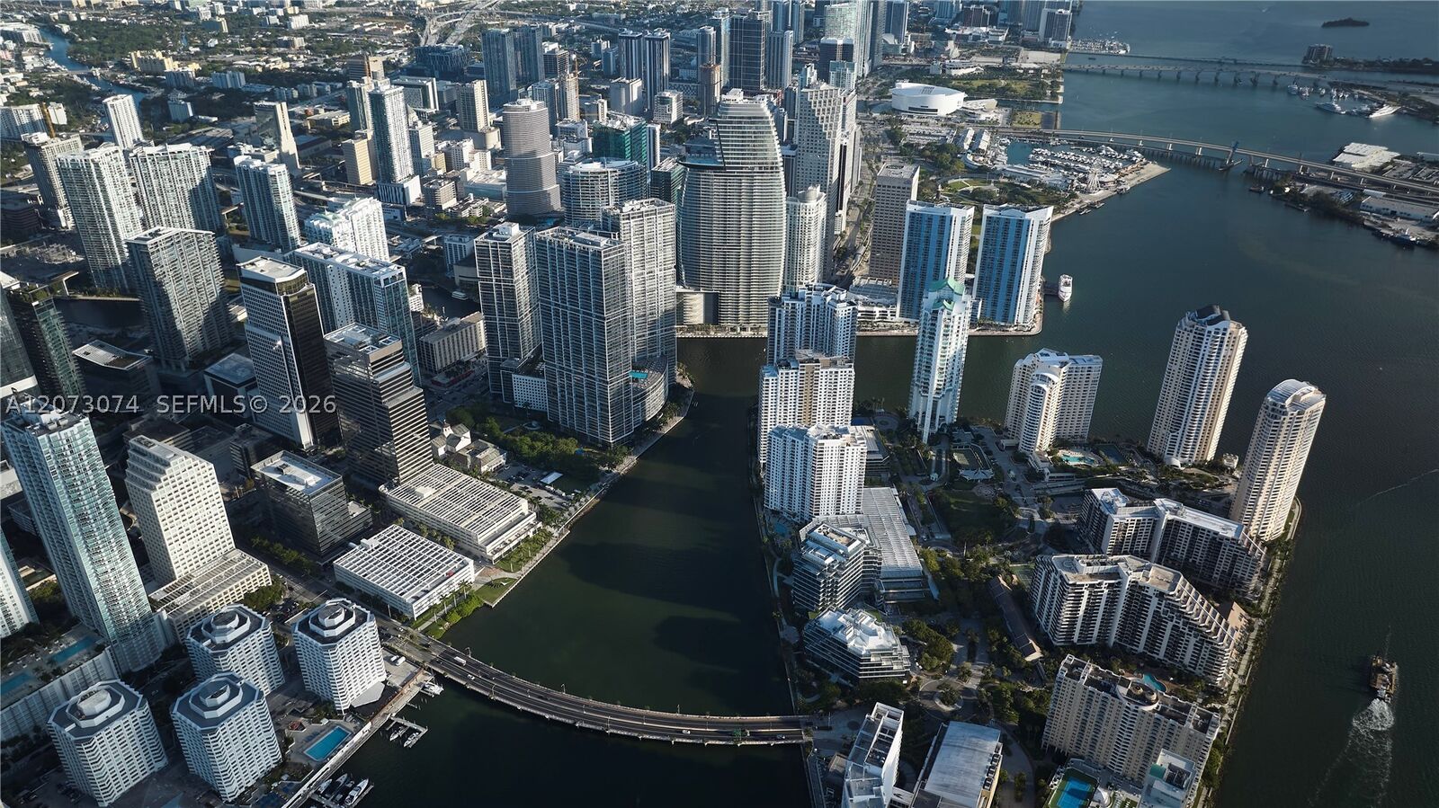 Property Photo: 300 Biscayne Boulevard Way 2608W FL 33131