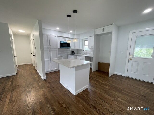 Property Photo:  21 Bosse Road  CT 06704 