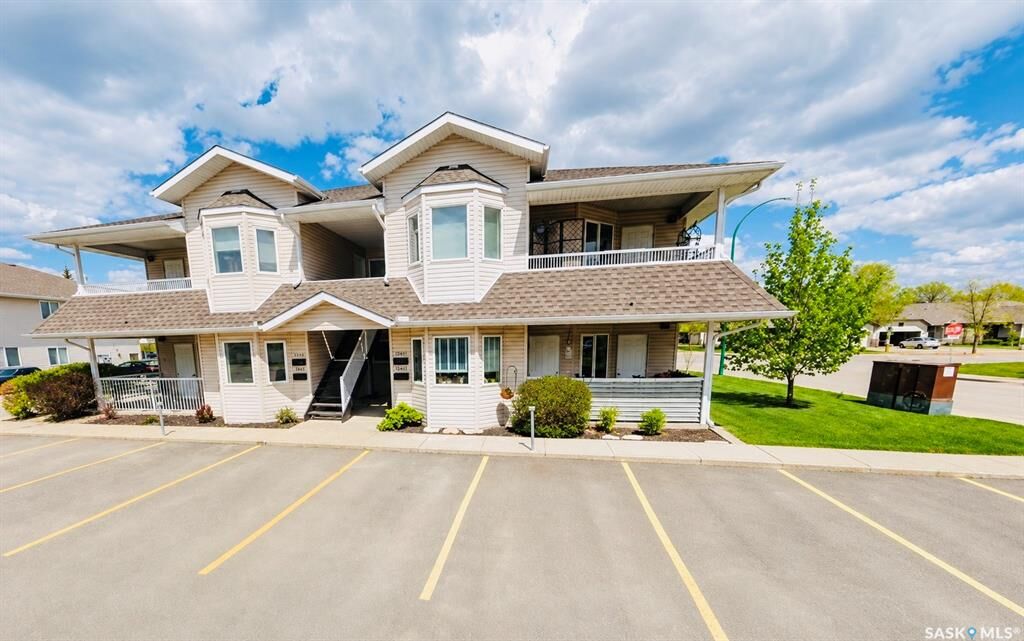 Property Photo:  3287 Woodhams Drive  SK S4V 3A2 
