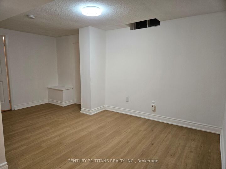 Property Photo: 59 William Honey Crescent Lower ON L3S 2L3