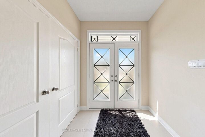 Property Photo: 44 Dame Gruev Drive ON L6E 0M4