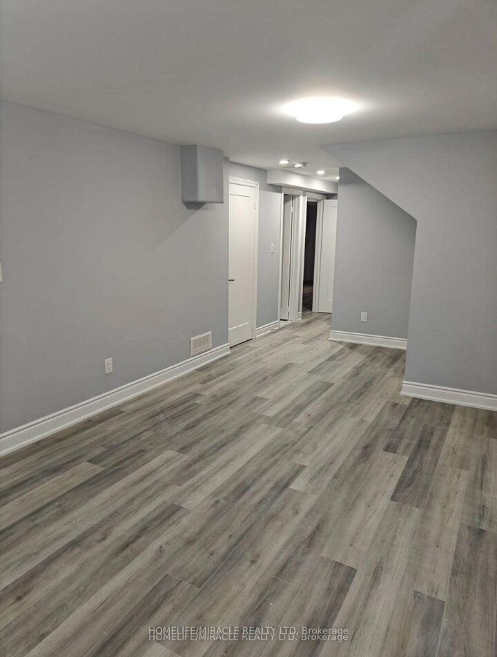 Property Photo:  28 Crossmore Crescent Basement  ON N1S 0C7 