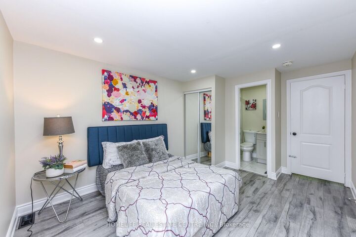 Photo de la propriété:  2 Hilda Court  ON L6S 2C1 