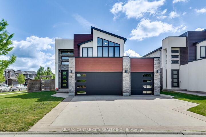 1762 Dewar Place — photo 1
