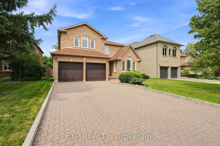 Property Photo: 21 Cantex Court ON L4S 1B1