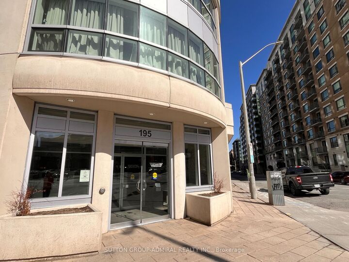 Property Photo:  195 Besserer Street 803  ON K1N 0B6 