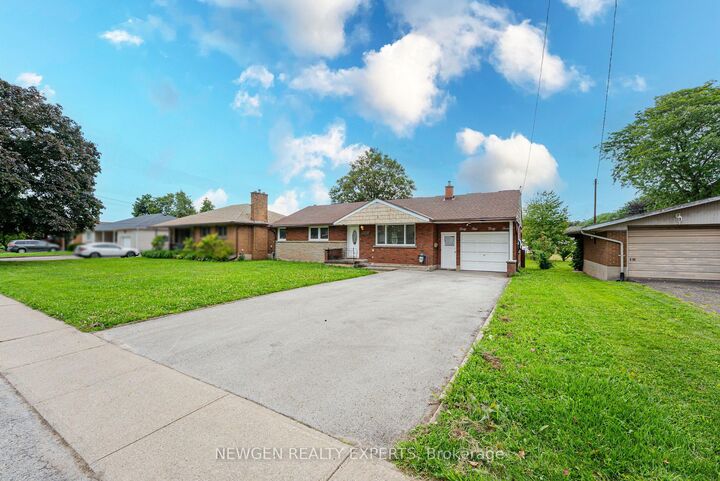 Property Photo:  4443 Dorchester Road  ON L2E 6N5 