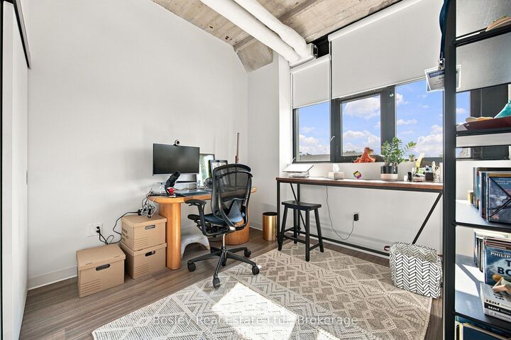 Property Photo:  120 Huron Street 206  ON N1E 0T8 