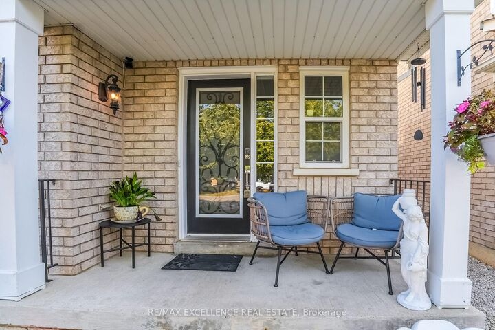 Property Photo: 78 Brentcliff Drive ON L7A 3E7