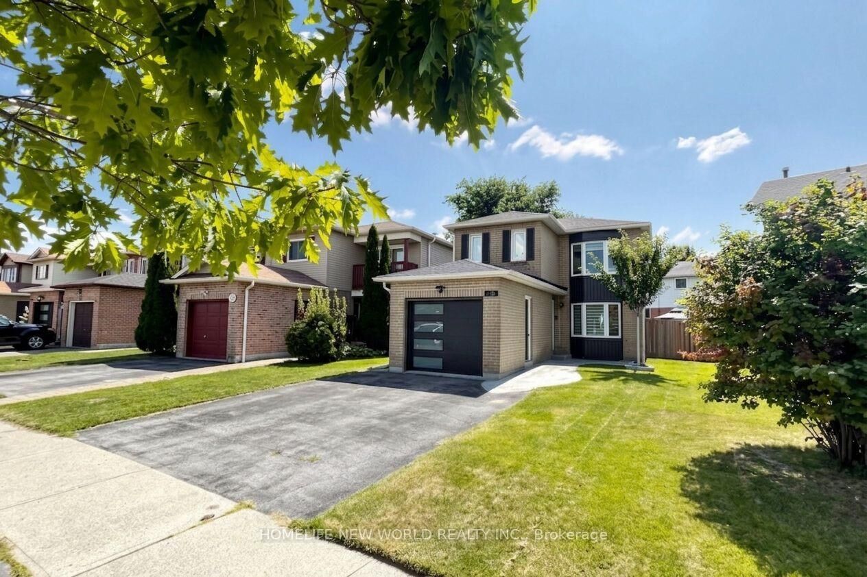 Property Photo:  136 Reed Drive  ON L1S 6V2 