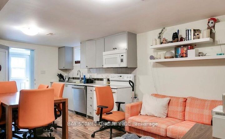 Property Photo:  178 Rosemount Avenue Lower  ON M6H 2M9 