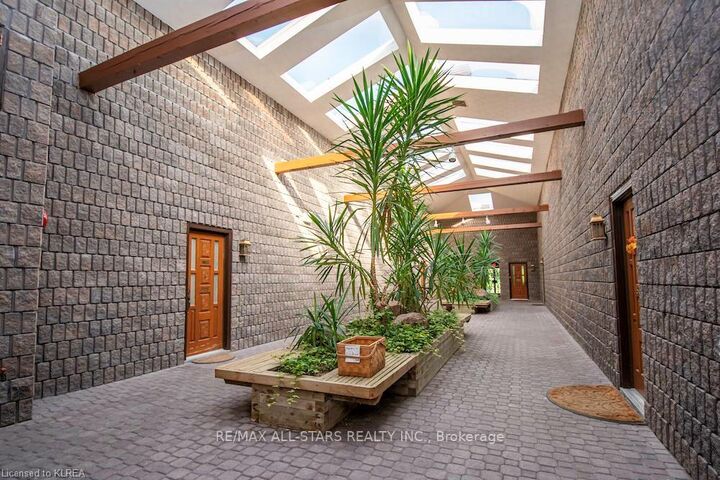Property Photo:  200 East Street S 501  ON K0M 1A0 