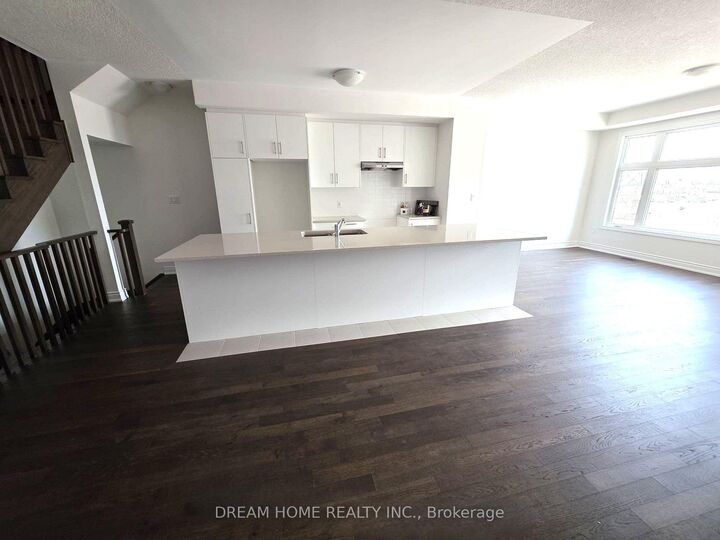 Property Photo:  1423 Courtleigh Trail  ON L6H 7Y8 
