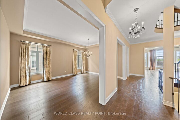 Property Photo: 31 Munsie Drive ON L7B 0N8