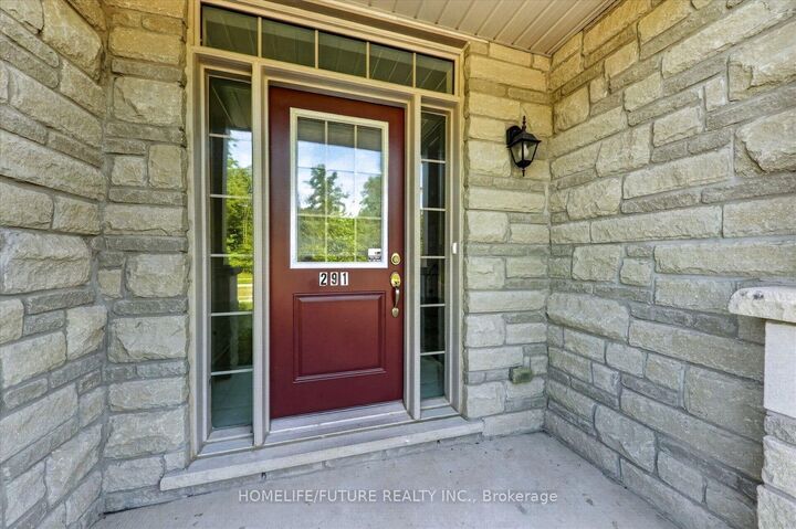 Property Photo: 291 Kirkham Drive ON L3S 0E9
