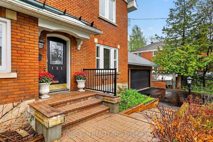 Property Photo:  131 Acacia Avenue  ON K1M 0R2 