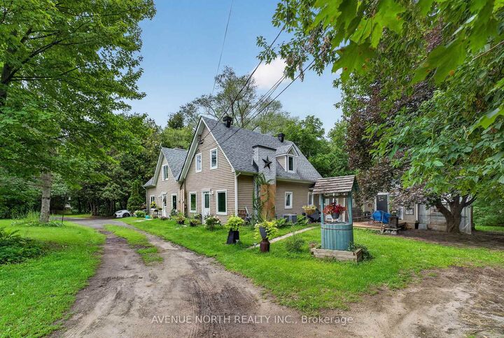 Property Photo: 2943 Old Montreal Road ON K4C 1G2