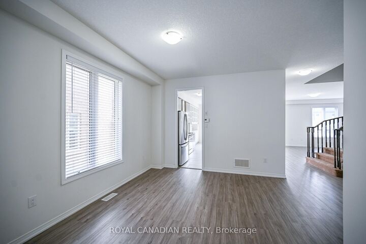 Property Photo: 59 Longboat Run W ON N3T 0P5