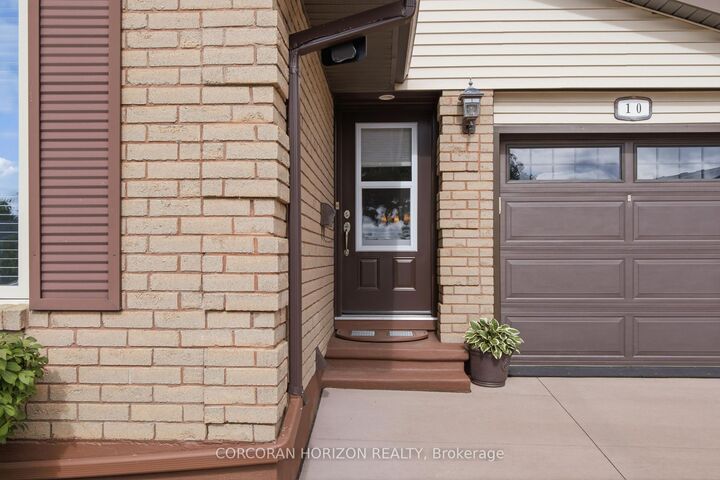 Property Photo: 10 Macatee Place ON N1R 6Z8