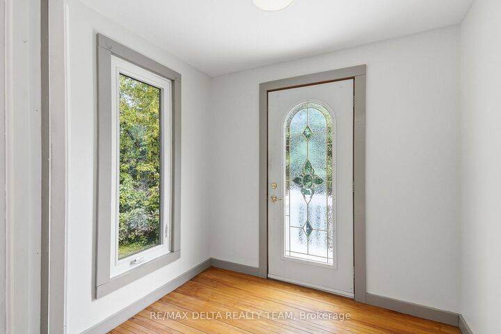 Property Photo:  2604 Mer Bleue Road  ON K4B 1H9 