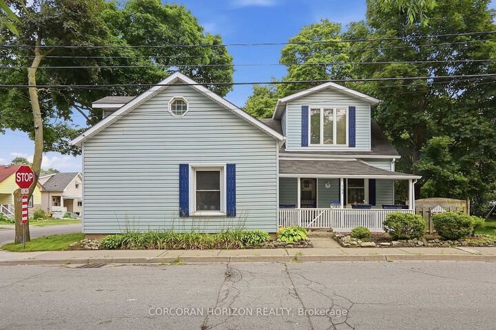 Property Photo: 153 Montrose Street N ON N3H 2H5