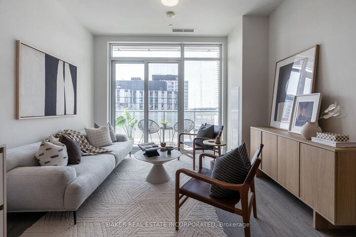 Property Photo: 425 Front Street E 911 ON M5A 0X2