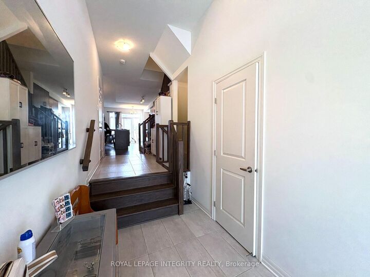 Property Photo:  148 Overberg Way  ON K2S 0V8 