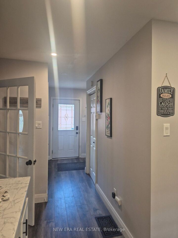 Property Photo: 779 Chamberlain Street ON K9J 4M2