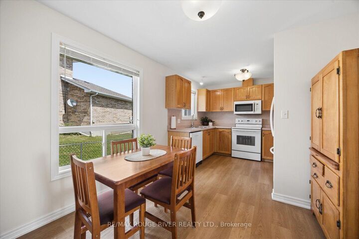 Photo de la propriété: 3 Beall Street ON K9A 6J6
