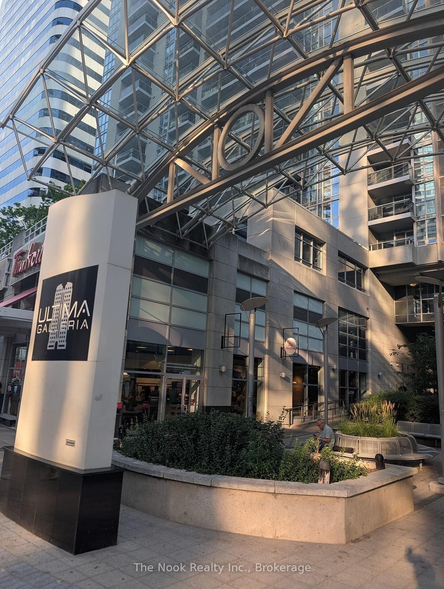 Photo de la propriété:  4968 Yonge Street 3508  ON M2N 7G9 