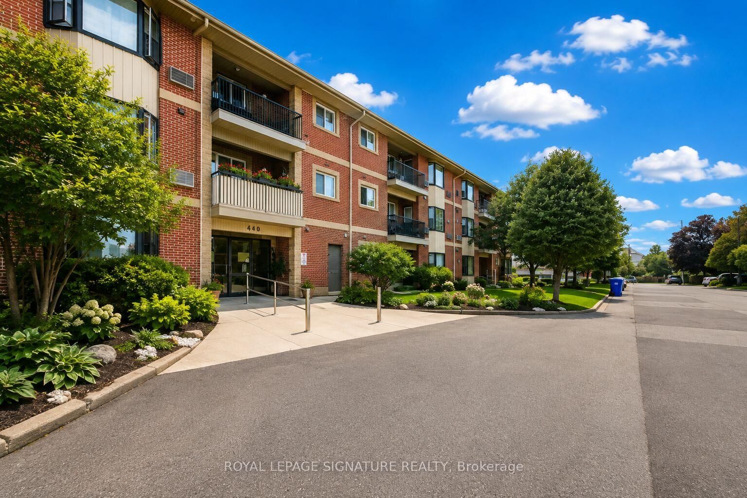 Property Photo:  440 Durham Street W 307  ON N0G 2L1 