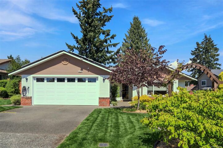 701 Ermineskin Ave — photo 1
