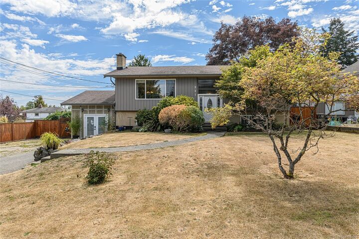 987 Nicholson St — photo 1