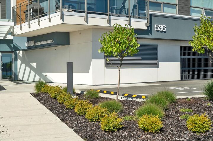 Property Photo:  536 Island Hwy S #404  BC V9W 1A5 