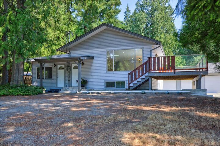 3627 Cedardale Rd — photo 1