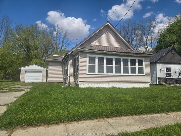253 King Street East — photo 1