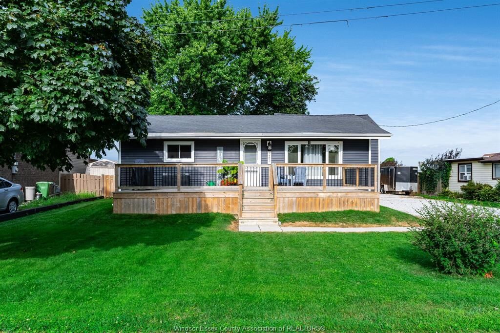 Property Photo: 283 Ford Road ON N9Y 3X2