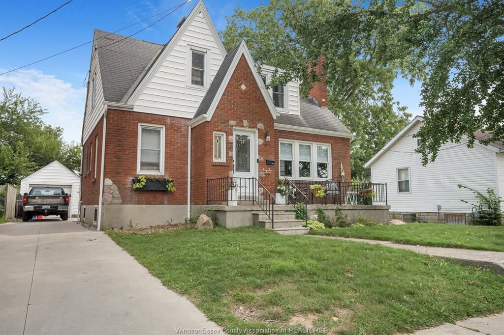 Property Photo: 11 College ON N7M 4W7