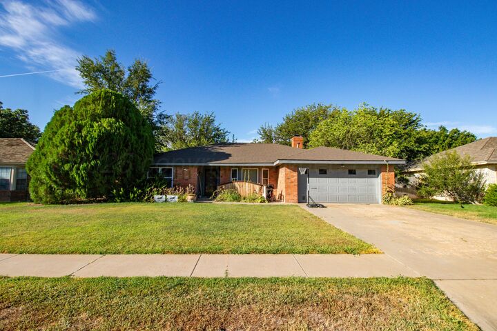 Property Photo: 4024 Oakhurst Drive TX 79109