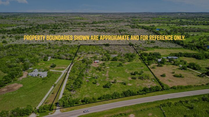 Property Photo: 381 Fm 86 #A TX 78662