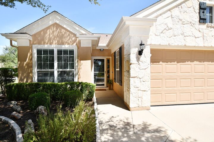 Property Photo:  103 Sunnyside Bend  TX 78633 