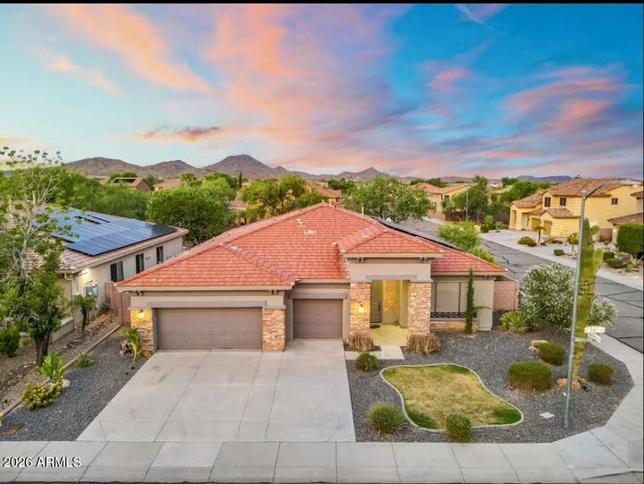 Property Photo: 26711 N 24th Avenue AZ 85085